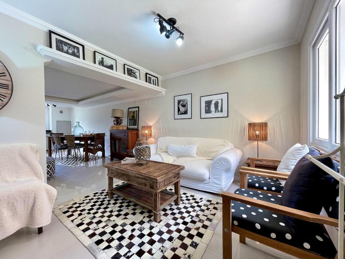 Casa Triplex 3 Dorm A 6Qd Rua Coberta Canela Dış mekan fotoğraf