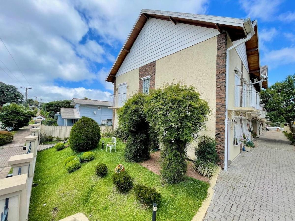 Casa Triplex 3 Dorm A 6Qd Rua Coberta Canela Dış mekan fotoğraf