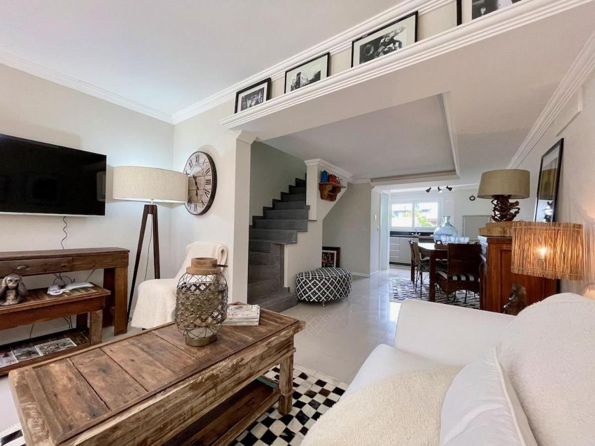 Casa Triplex 3 Dorm A 6Qd Rua Coberta Canela Dış mekan fotoğraf