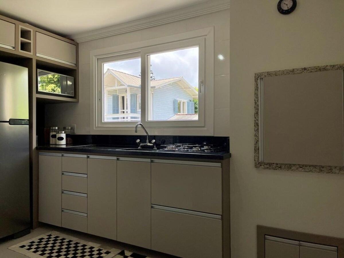 Casa Triplex 3 Dorm A 6Qd Rua Coberta Canela Dış mekan fotoğraf